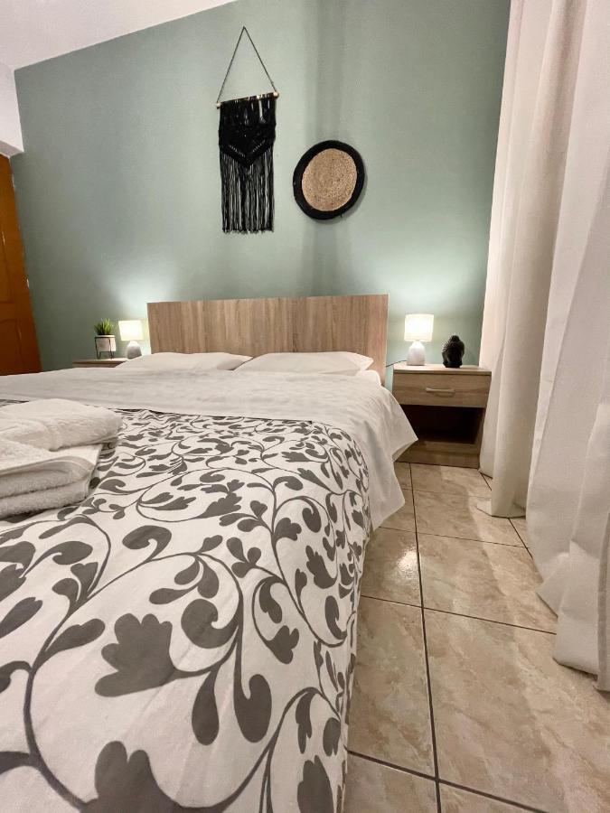 Anastasias House Near Athens Airport * Spata (East Attica)